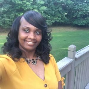 Meet your Posher, Jenise